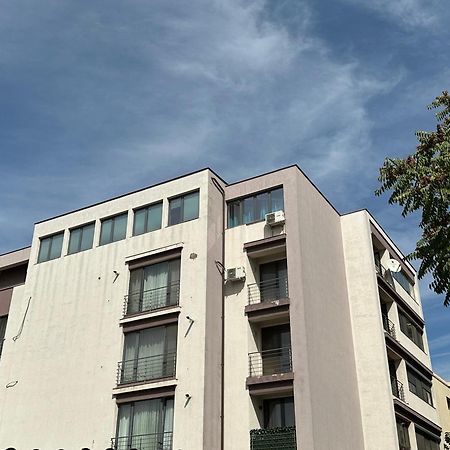 Centru Unirii Luxury Vip Palmier Apartament 2 Camere Cu Terasa Exterioara Amenajata ! Parcare Subterana Privata Climatizata Si Supravegheata Video Dar Doar Cu Rezervare In Limita Locurilor Disponibile !Proprietate In Regim Hoteliep - Nu Are Bucatarie Βουκουρέστι Εξωτερικό φωτογραφία