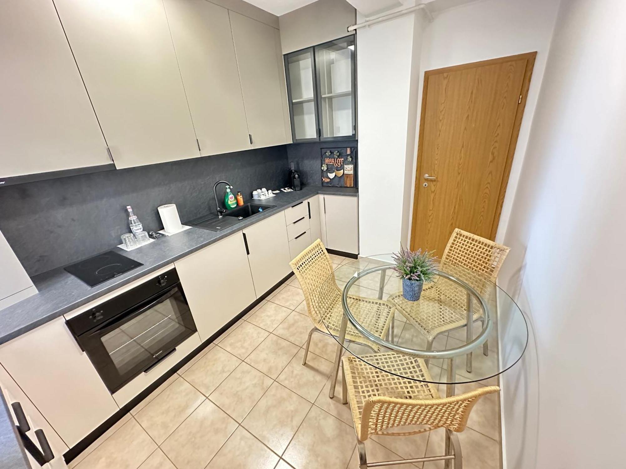 Centru Unirii Luxury Vip Palmier Apartament 2 Camere Cu Terasa Exterioara Amenajata ! Parcare Subterana Privata Climatizata Si Supravegheata Video Dar Doar Cu Rezervare In Limita Locurilor Disponibile !Proprietate In Regim Hoteliep - Nu Are Bucatarie Βουκουρέστι Εξωτερικό φωτογραφία